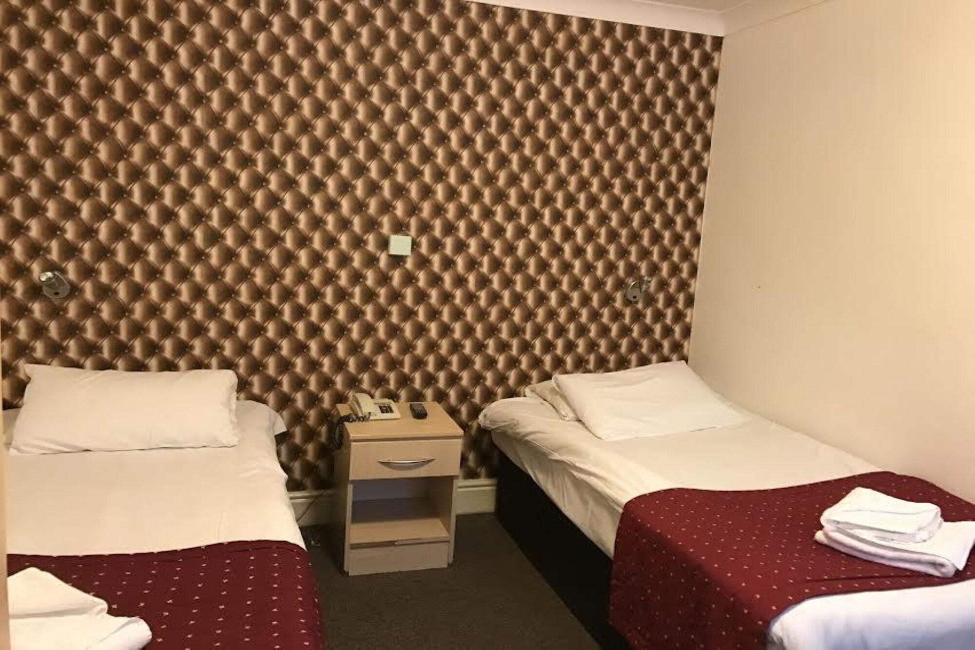 Star Hotel, South Leicester Extérieur photo