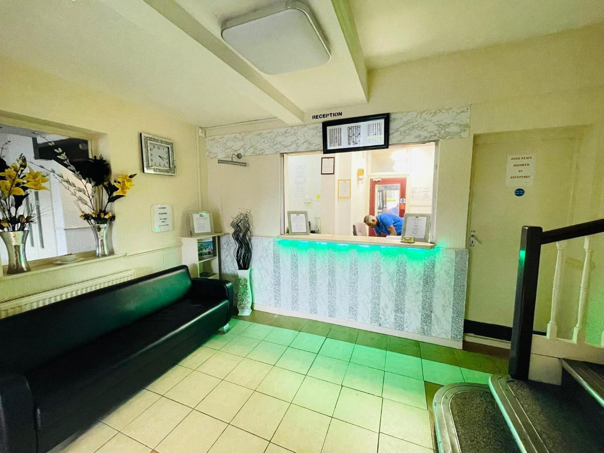 Star Hotel, South Leicester Extérieur photo